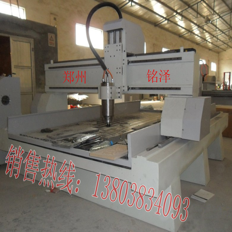 雕刻機(2).jpg 雕刻機(2).jpg